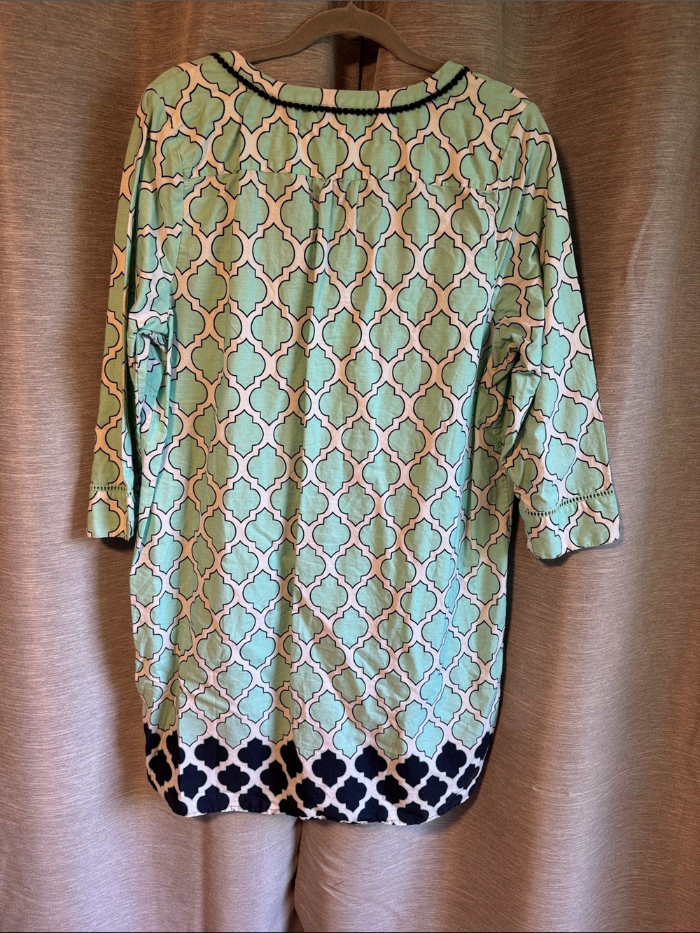 crown & ivy Mint Green Geometric Tassel Tunic with Black Trim - Picture 4 of 4